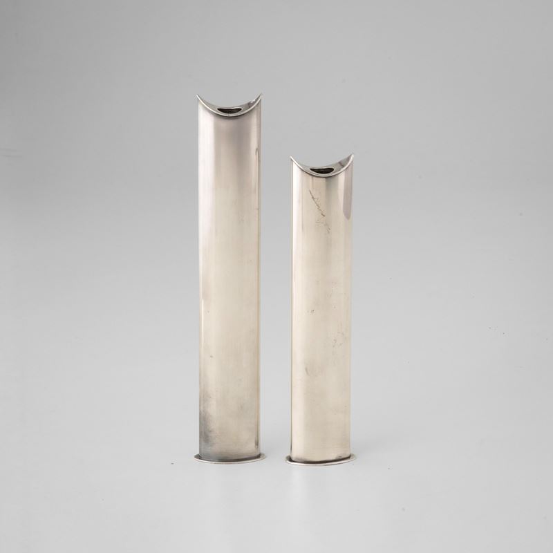 Lino Sabattini : Due vasi soliflore mod. Giselle  - Asta Arredi del XX secolo - Cambi Casa d'Aste