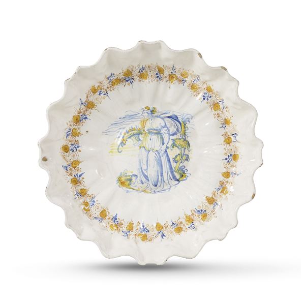 Grande coppa Faenza, penultimo quarto del XVI secolo 