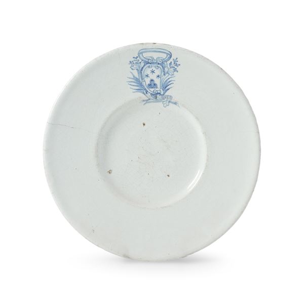 Piatto Officina settentrionale italiana, XVIII secolo 