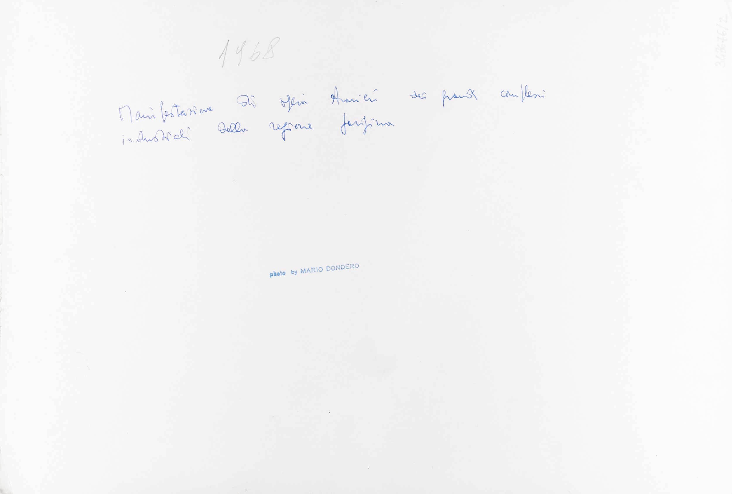 lotto di due fotografie Senza titolo (Manifestazioni politiche)