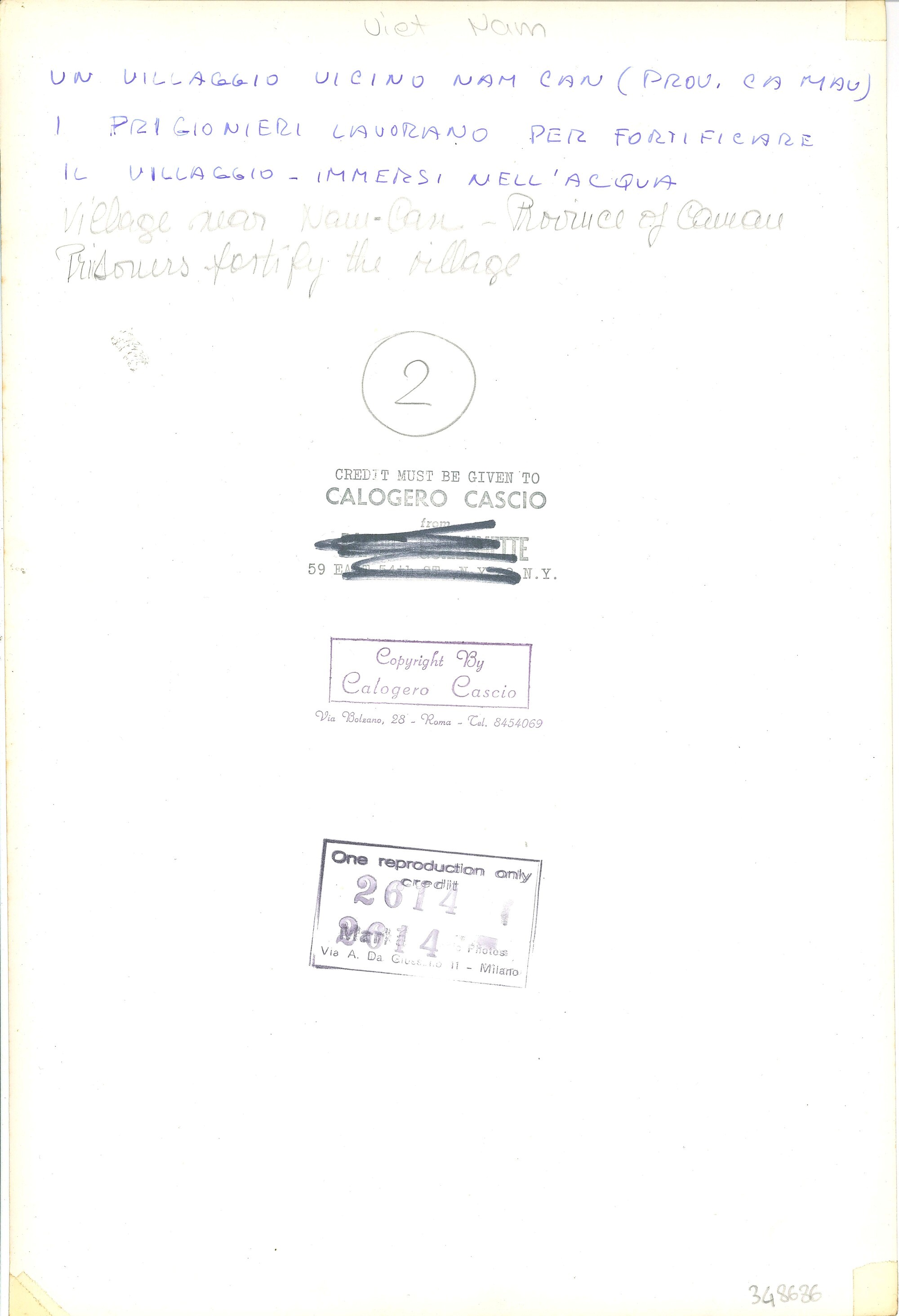 Senza titolo (Vietnam, villaggio vicino Cam Nam)