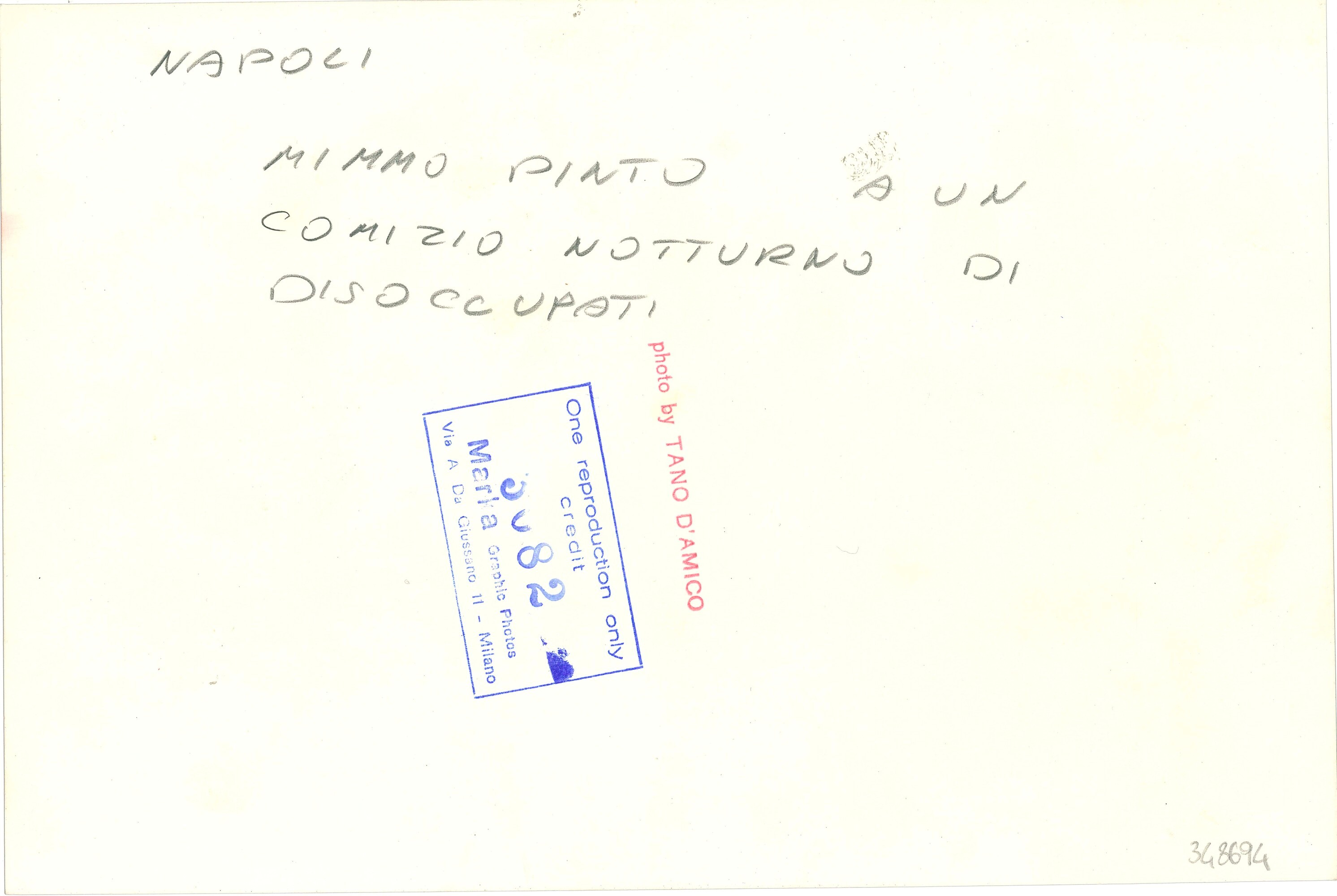 Senza titolo (Mimmo Pinto a un comizio notturno di disoccupati, Napoli)