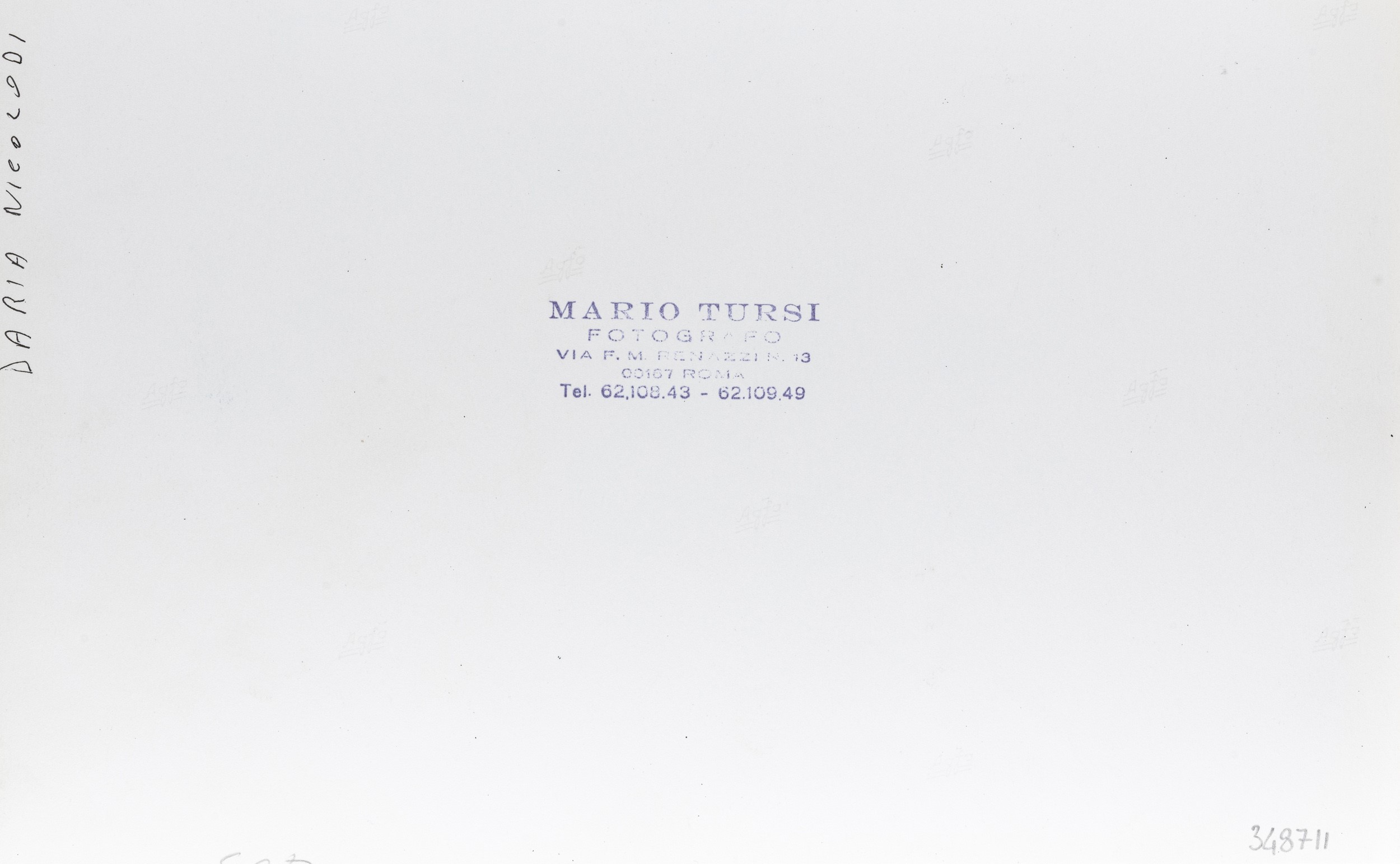 Senza titolo, Daria Nicolodi in “La proprietà non è più un furto”