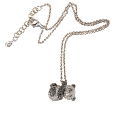 Cusi, Catenina con pendente 'Panda' in oro bianco e pavé di diamanti