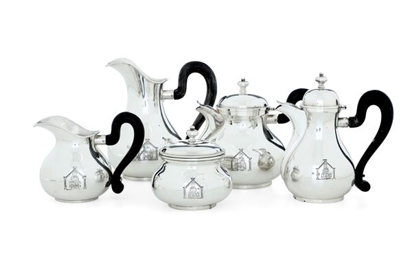 Set egoiste. Argenteria milanese del XX secolo, argentiere Miracoli