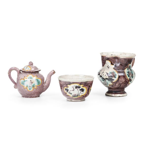 Teiera, brocca e ciotola  Savona, Manifattura di Giuseppe Boselli e Angelo Levantino, seconda metà del XVIII secolo 