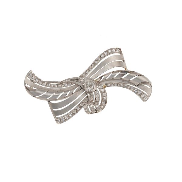Spilla "Fiocco" con diamanti
