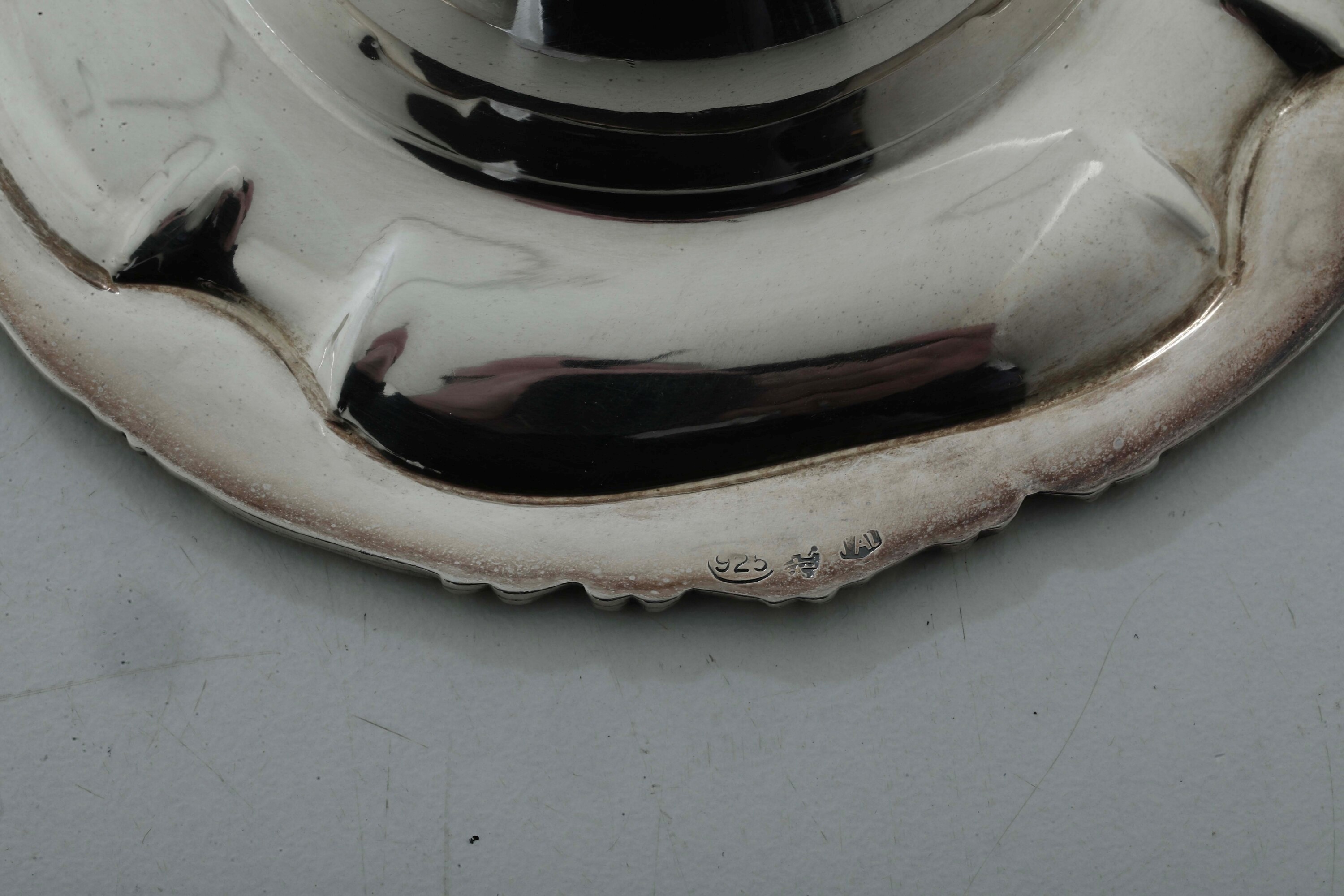 Set da Tavolo Composto da Formaggiera, Saliera e Pepiera, Oliera. Argenteria Italiana del XX Seco...