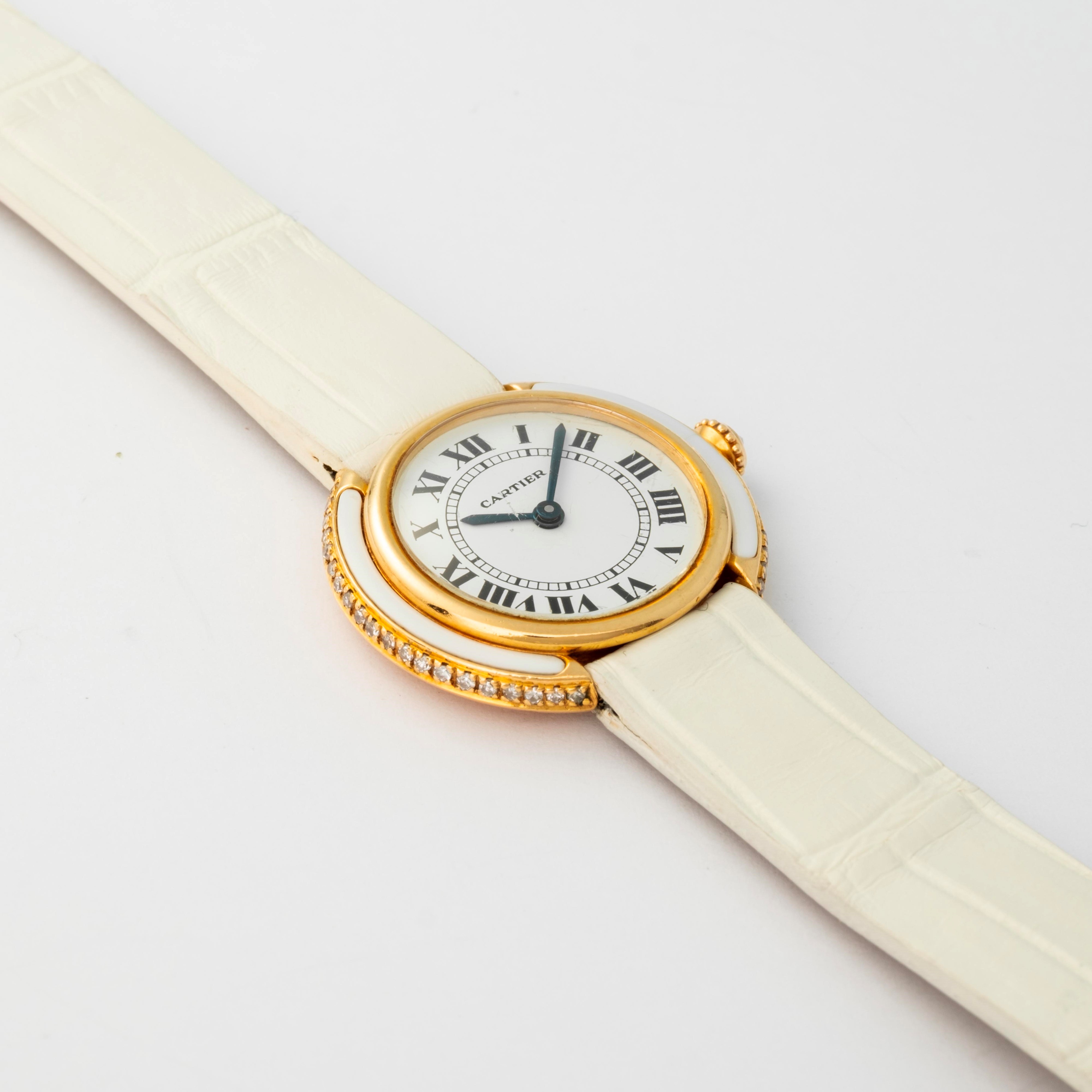 Cartier - Ellipse Vendome Lady in oro giallo 18k con smalti bianchi e brillanti, circa 1990