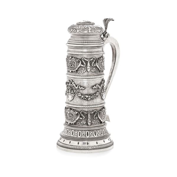 Tankard. Argenteria artistica milanese del XX secolo, argentiere Genazzi
