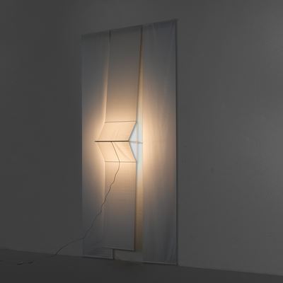Lampada a plafone mod. Quinta, metallo cromato e tessuti
