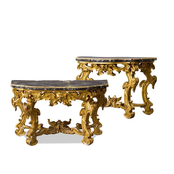 Due consoles. XVII secolo