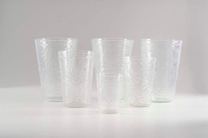 Sei vasi in vetro di misure diverse  - Auction Antiques and Frames - Cambi Casa d'Aste