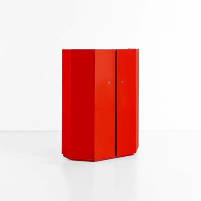 Mobile contenitore mod. Bramante, legno laccato e ottone, 1975
