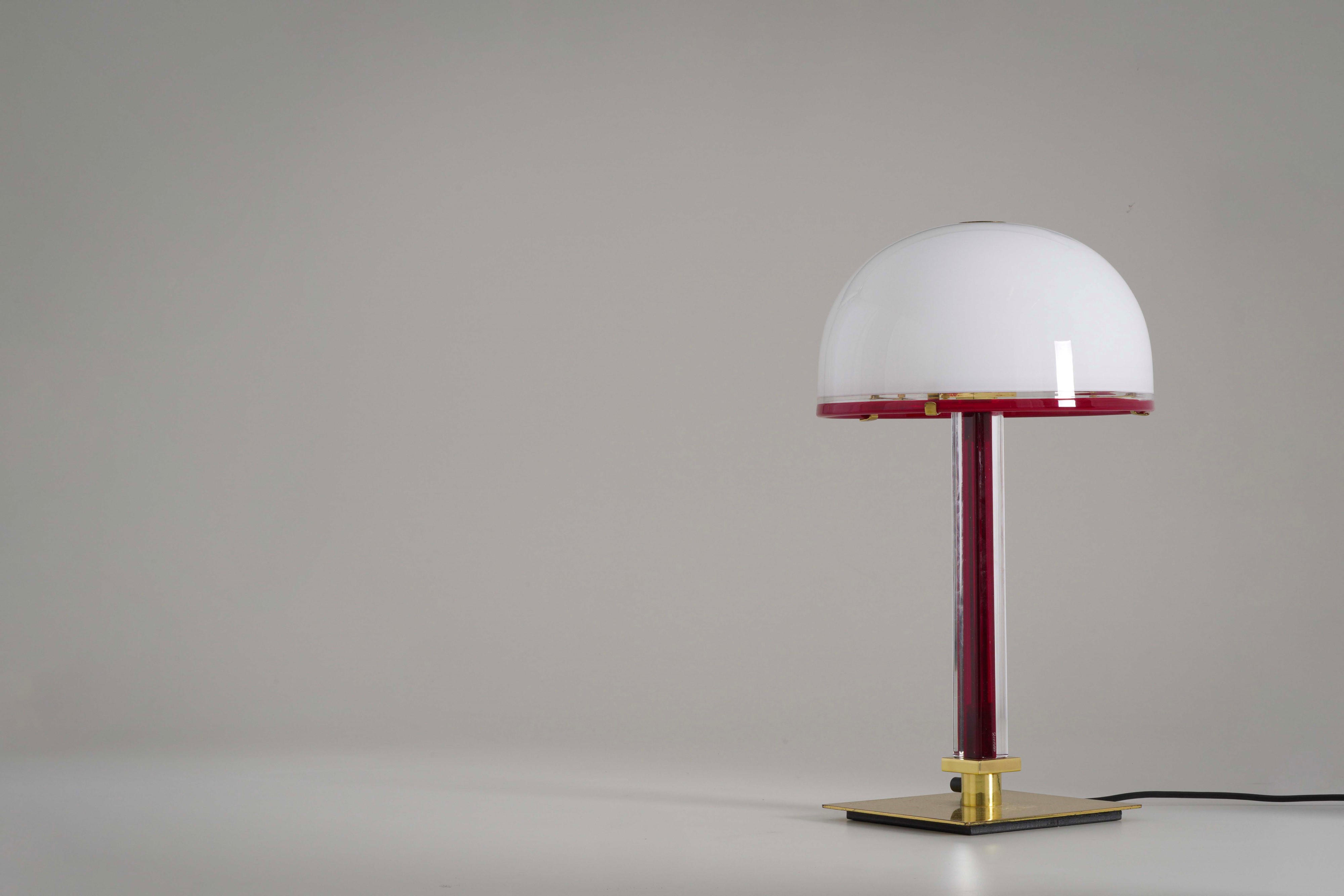 Venini - Lampada da tavolo mod. Tolboi, ottone e vetro di Murano, 1992