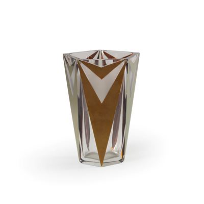 Vaso in vetro pesante a sezione pentagonale con applicazioni geometriche in ottone, Secolo XX