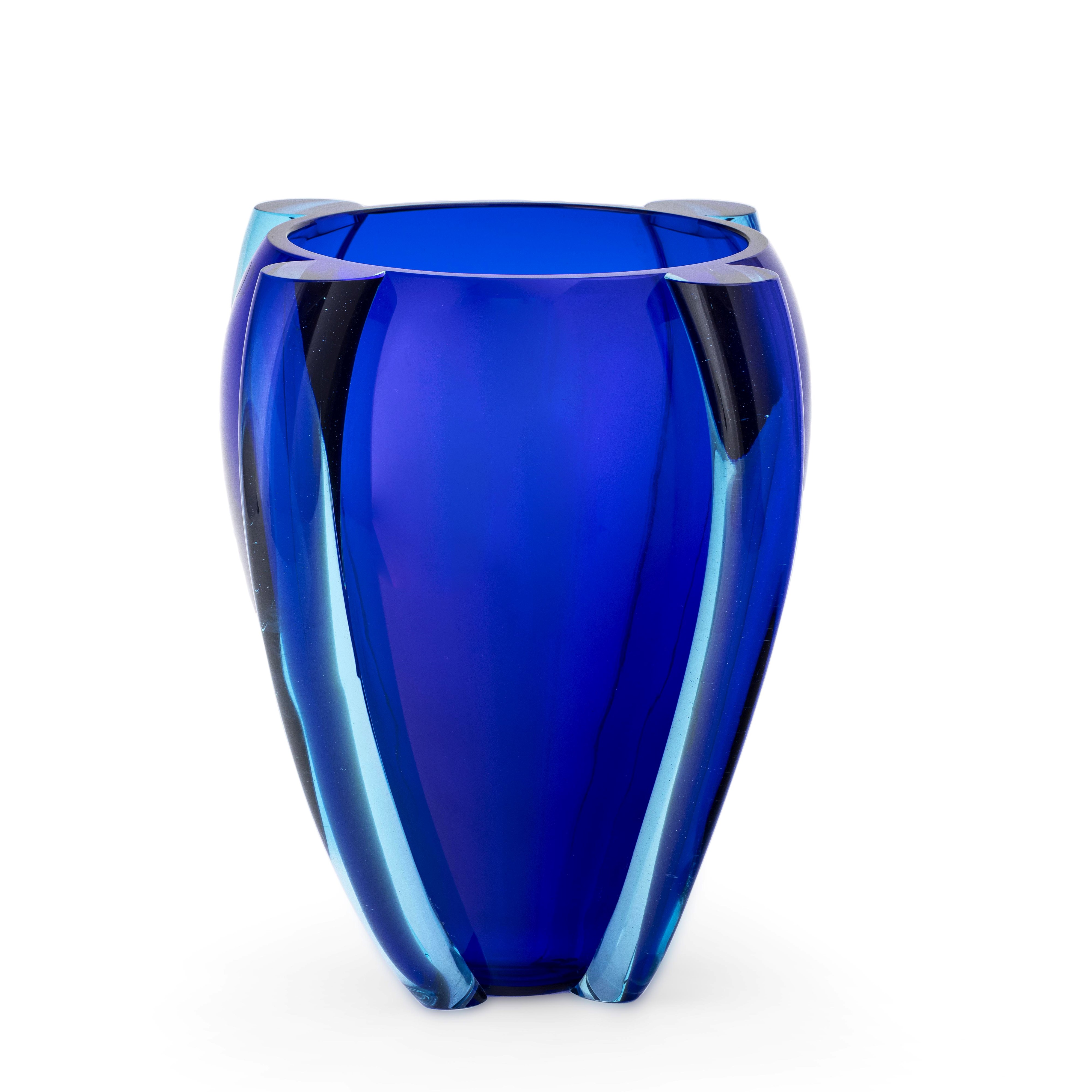 Tina Aufiero - Venini, vaso Alboino in vetro pesante zaffiro (Murano), 1991