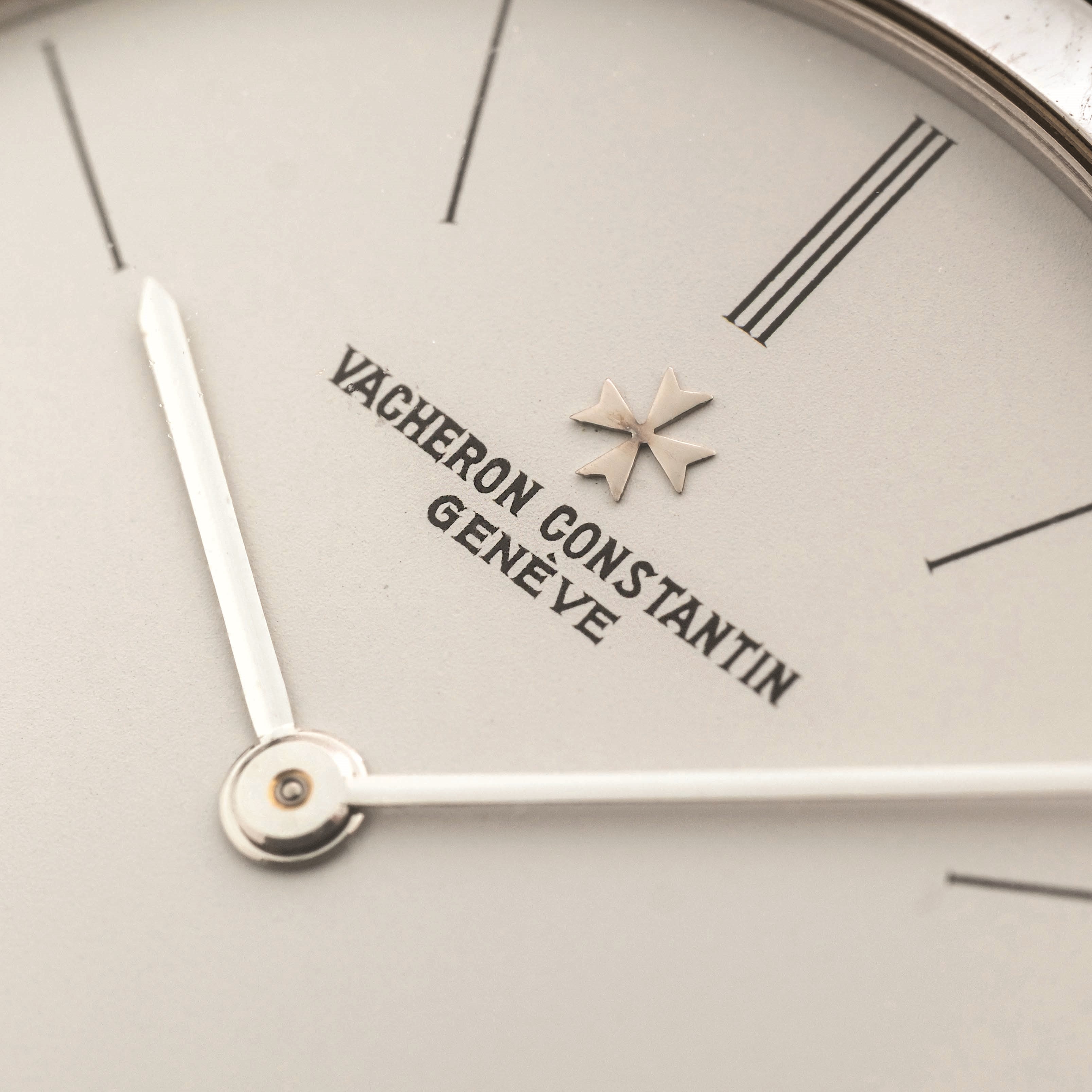 Vacheron & Constantin - Patrimony ultrapiatto in oro bianco 18k, movimento a carica manuale, circ...