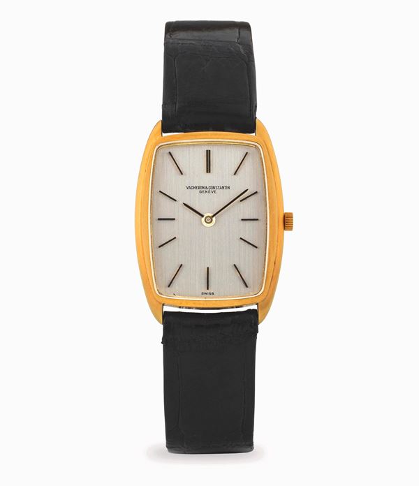 Vacheron &amp; Constantin - Solo tempo carica manuale con cassa tonneau in oro giallo 18k, circa 1970