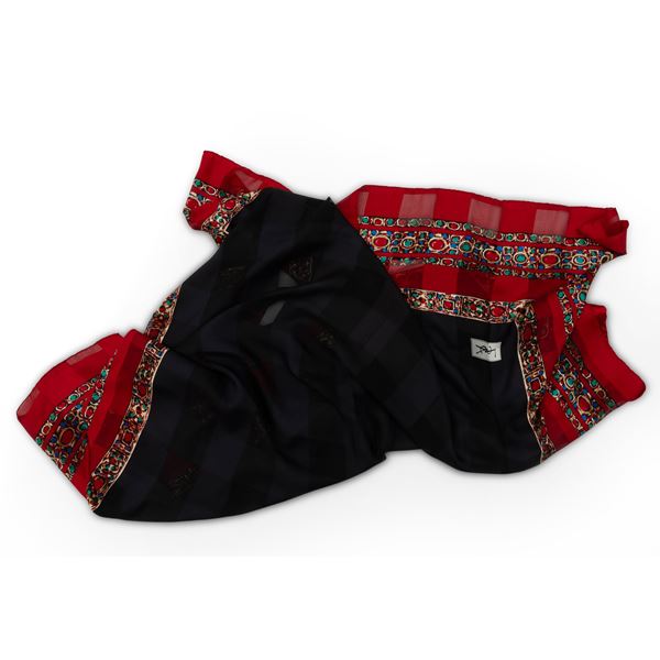 Yves Saint Laurent, Foulard