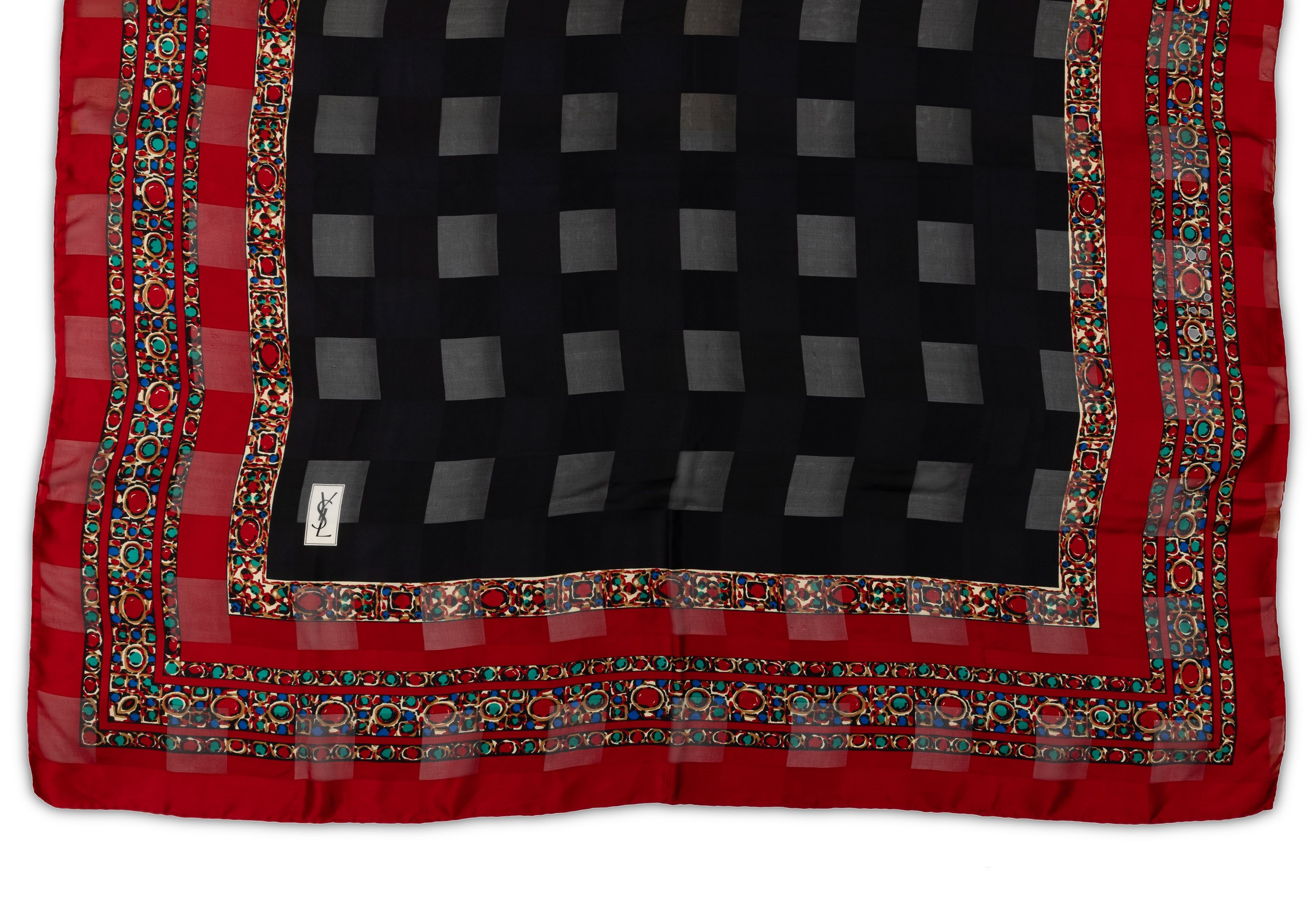 Yves Saint Laurent, Foulard
