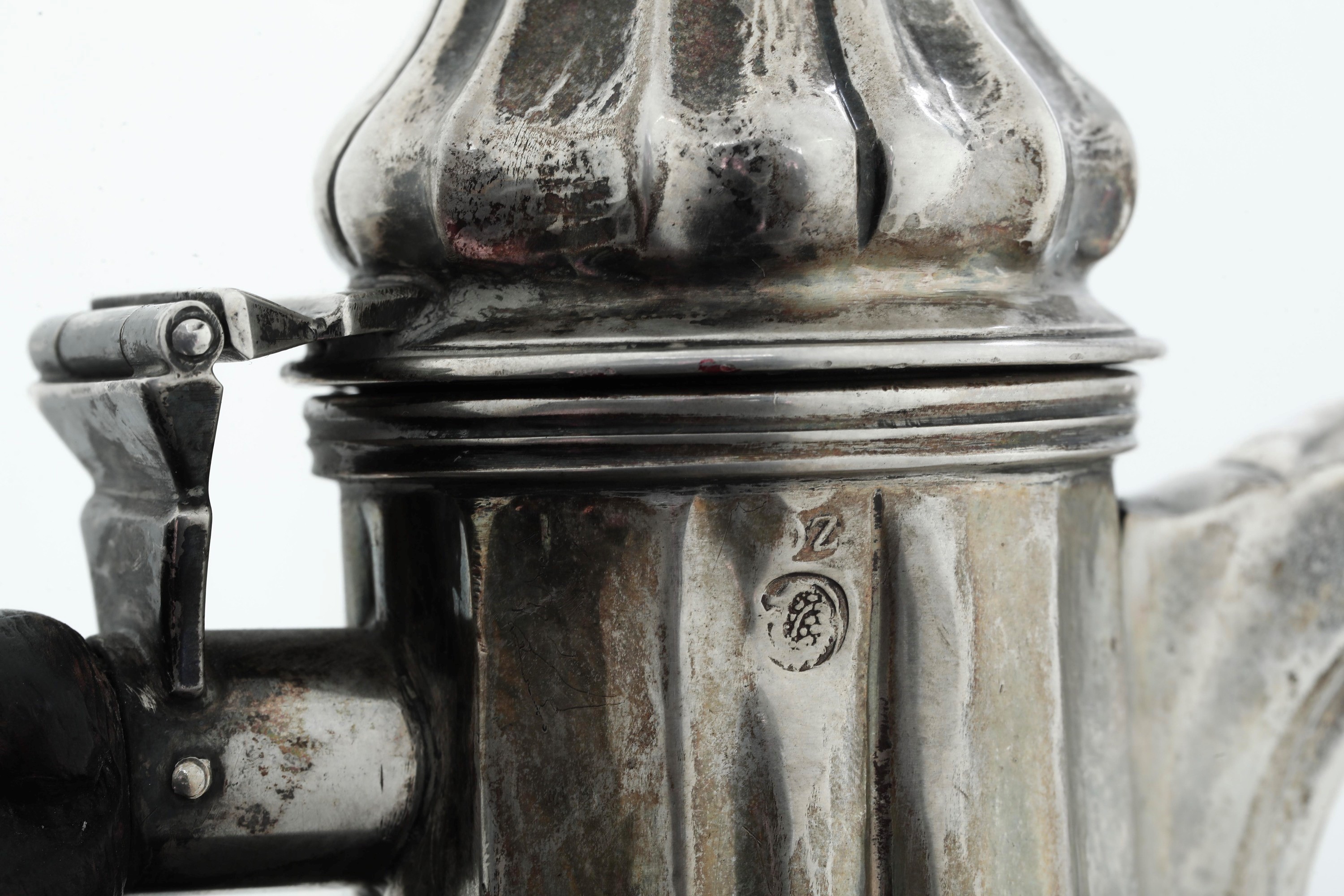 Caffettiera. Veneto, XVIII Secolo. Marchio Dell'argentiere Zg Entro Riserva Ovale Documentato ma ...