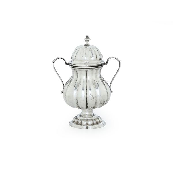 Vaso ad anfora. Italia, XIX-XX secolo