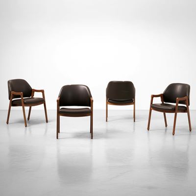 Quattro poltrone mod. 814, legno e skai, 1961