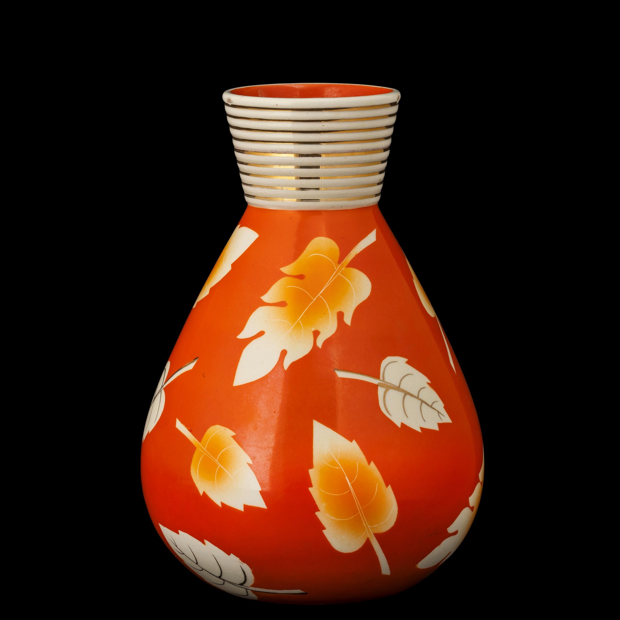Rometti, Umbertide, Vaso in ceramica con decoro a foglie su fondo arancione (circa 1940)