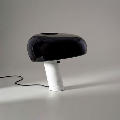 Lampada da tavolo modello Snoopy, marmo e metallo laccato, 1967