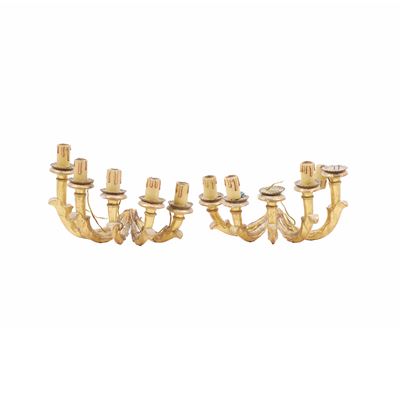Coppia di appliques a cinque luci in legno intagliato, XIX secolo