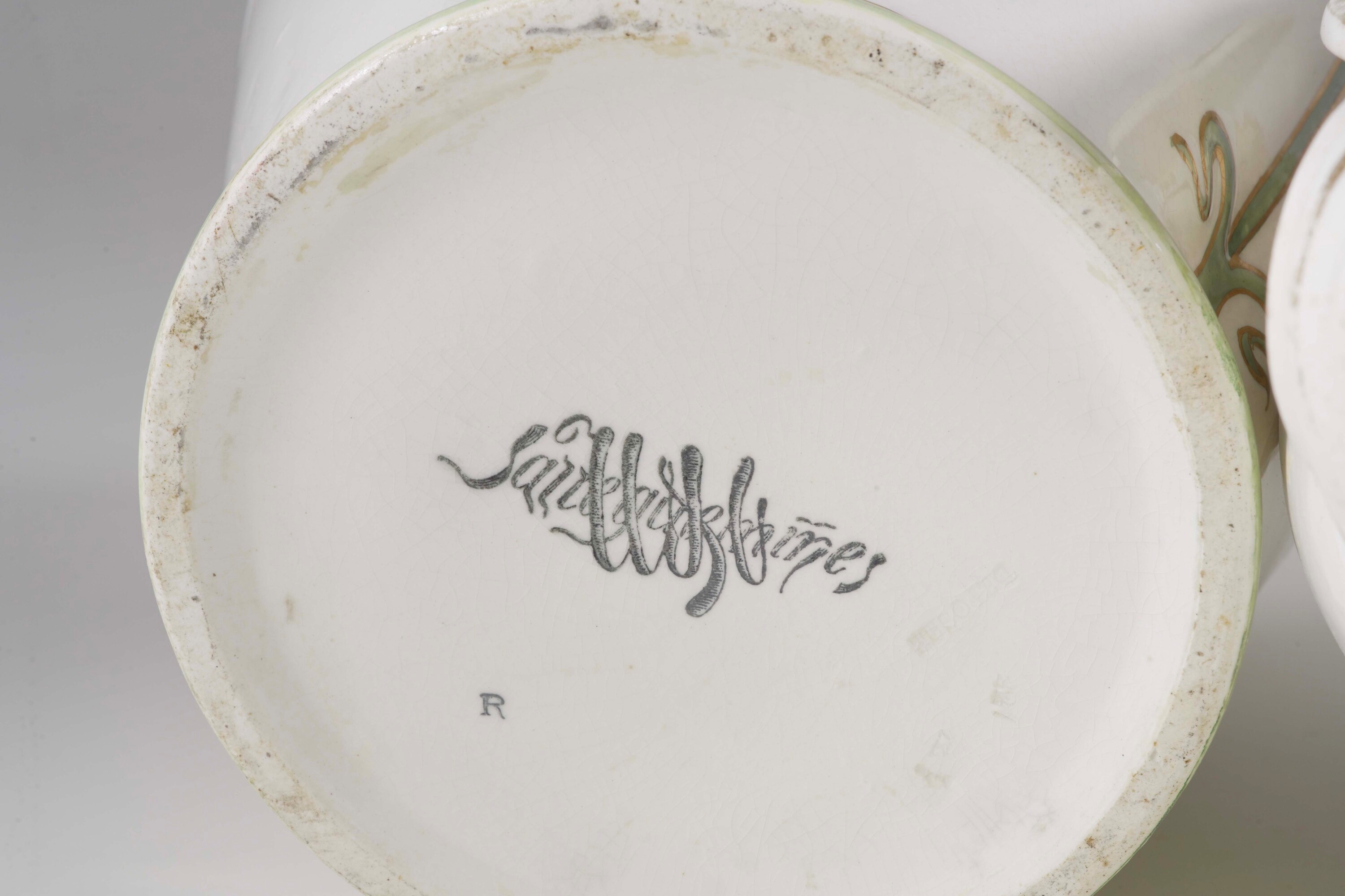 Versatoio e grande catino, ceramica