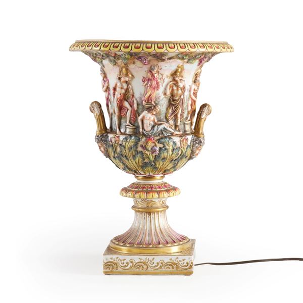 Vaso montato a lampada. Probabilmente Turingia, XX secolo.