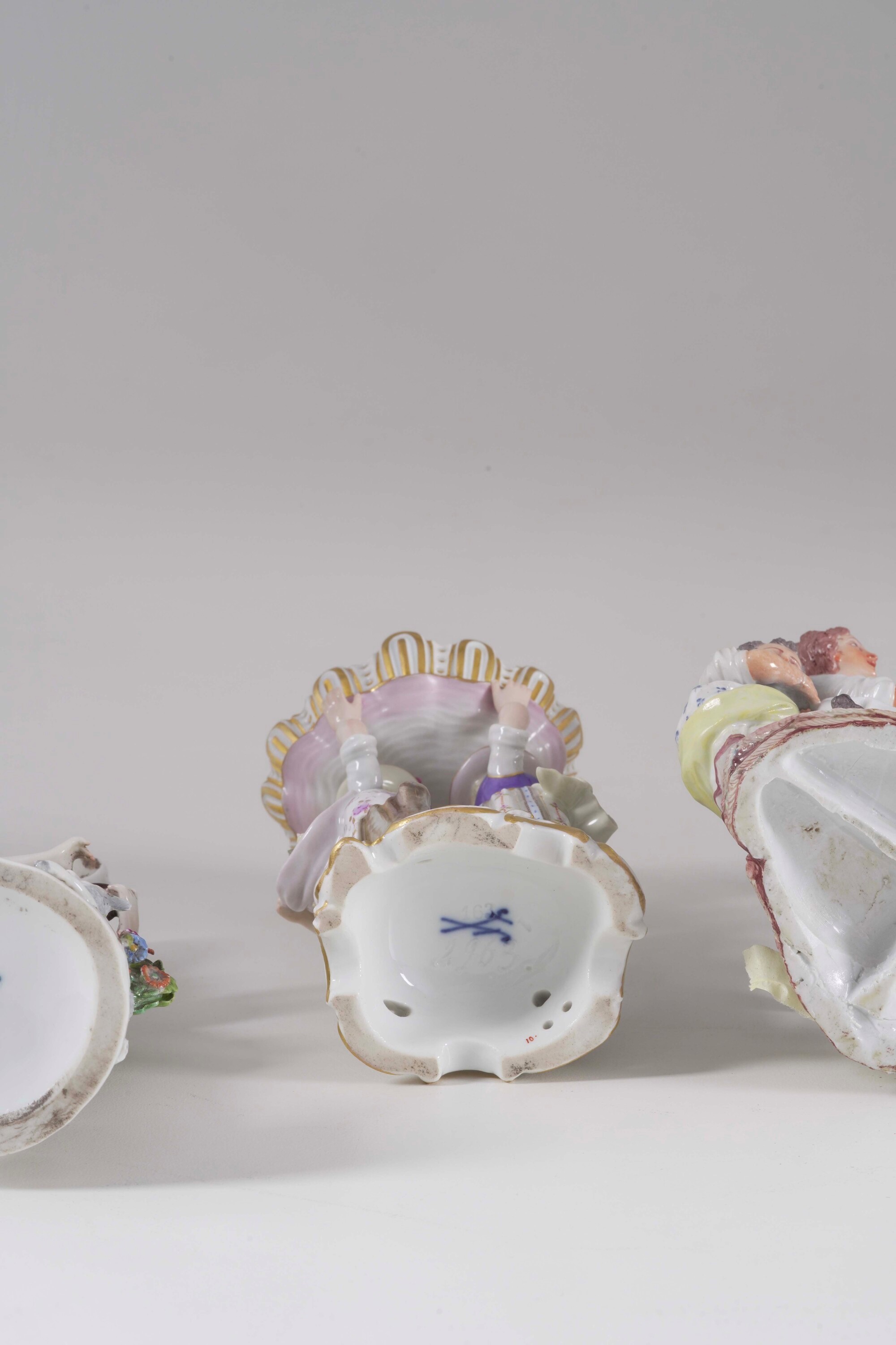Porcellana, Nove figurine italiane e tedesche del XX secolo