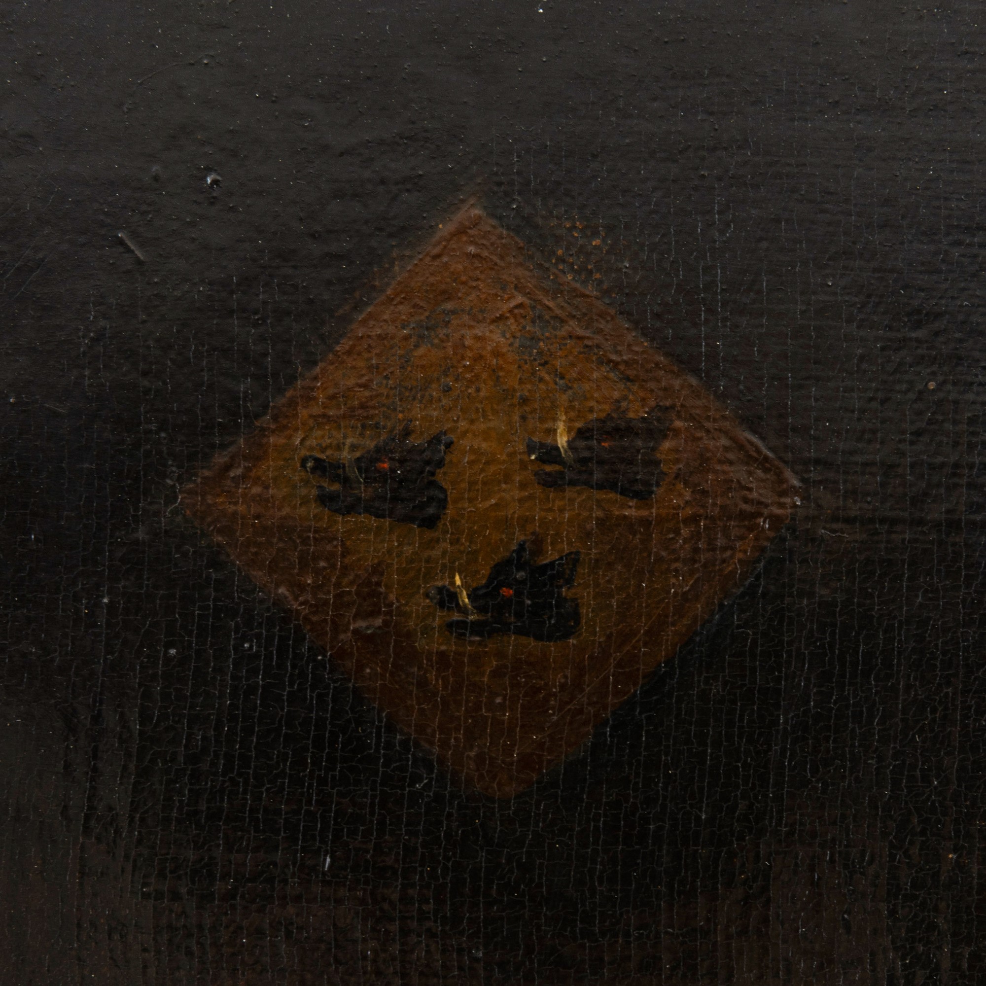Scuola francese del XVIII secolo, Ritratto di gentildonna con drappo rosso e stemma nobiliare, ol...