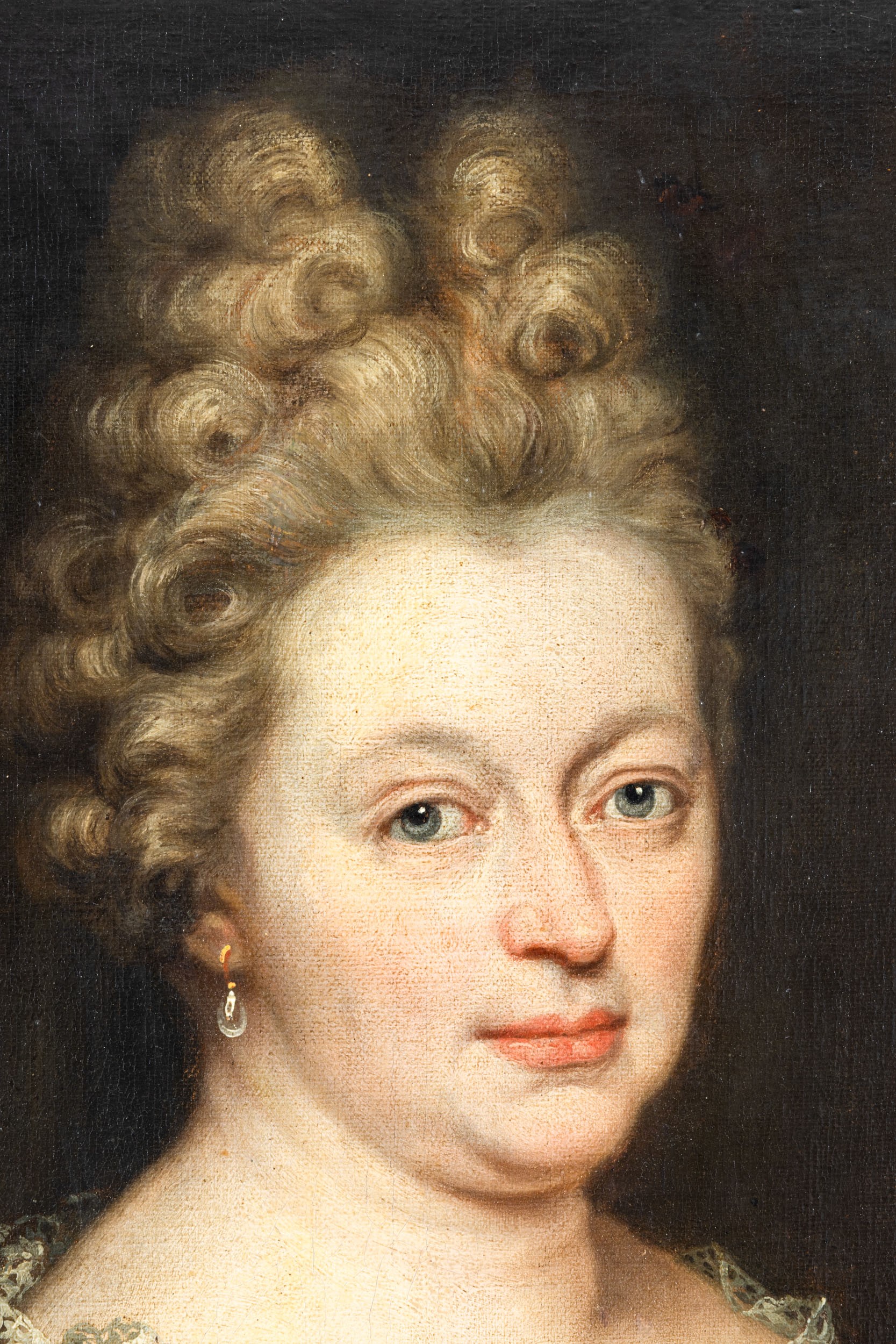 Scuola francese del XVIII secolo, Ritratto di gentildonna con drappo rosso e stemma nobiliare, ol...