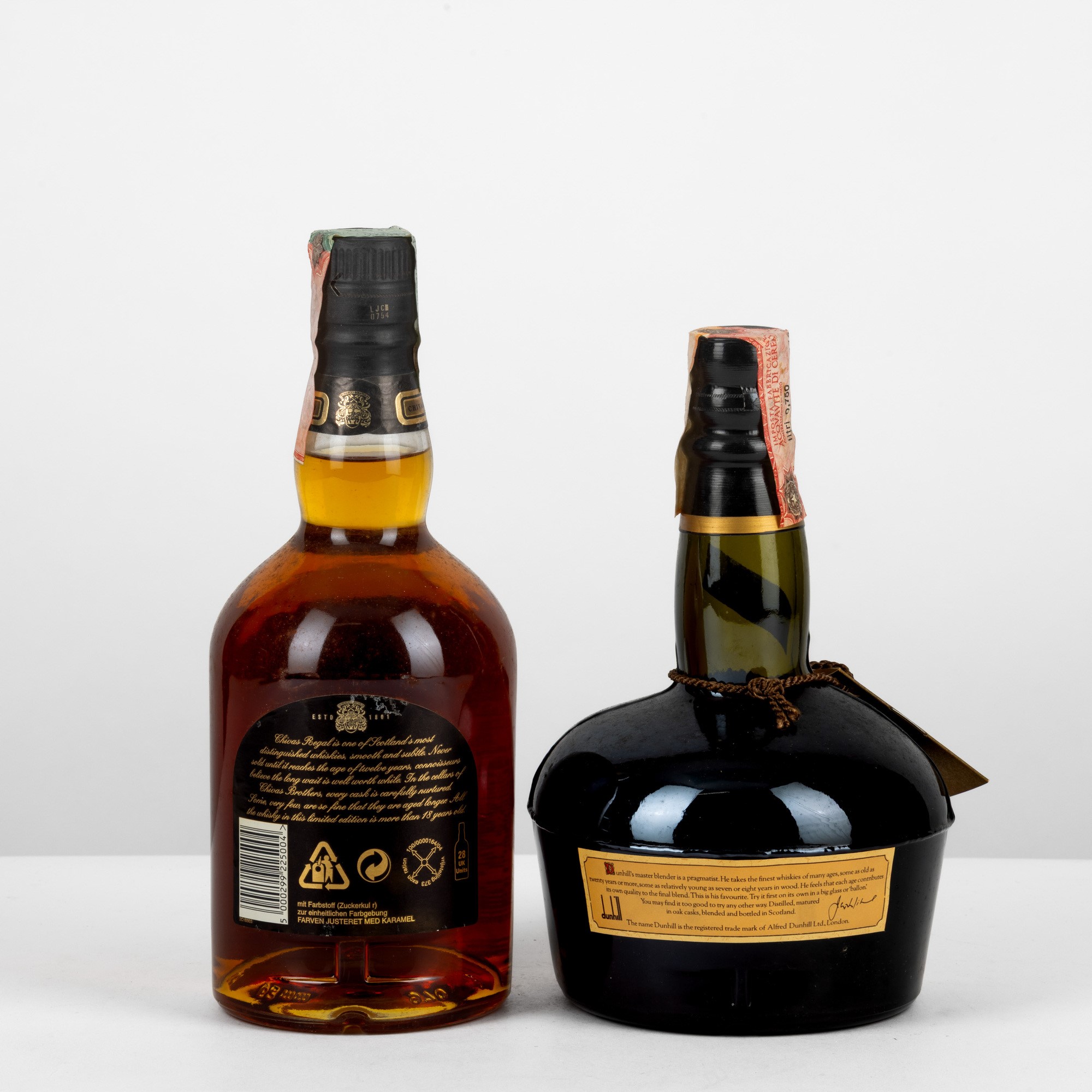 Dunhill e Chivas Regal, Scotch Whisky in bottiglia da 70cl e 75cl