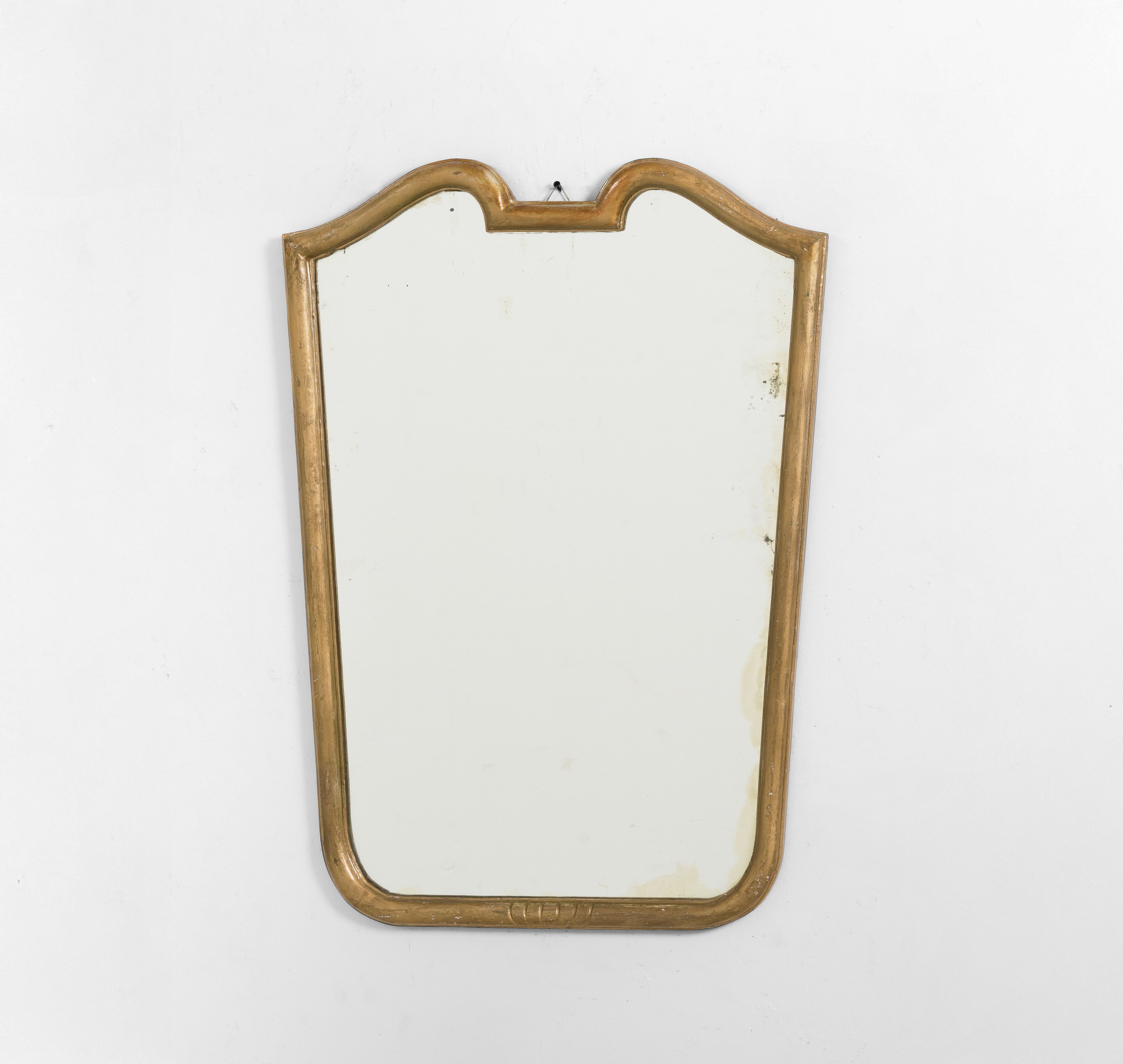 Specchio da parete, cornice in legno dorato e cristallo specchiato, Italia, circa 1950