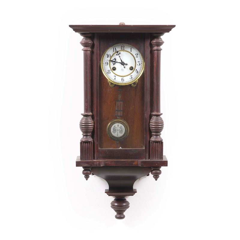 Orologio da parete in legno intagliato  - Auction Antiques - Cambi Casa d'Aste