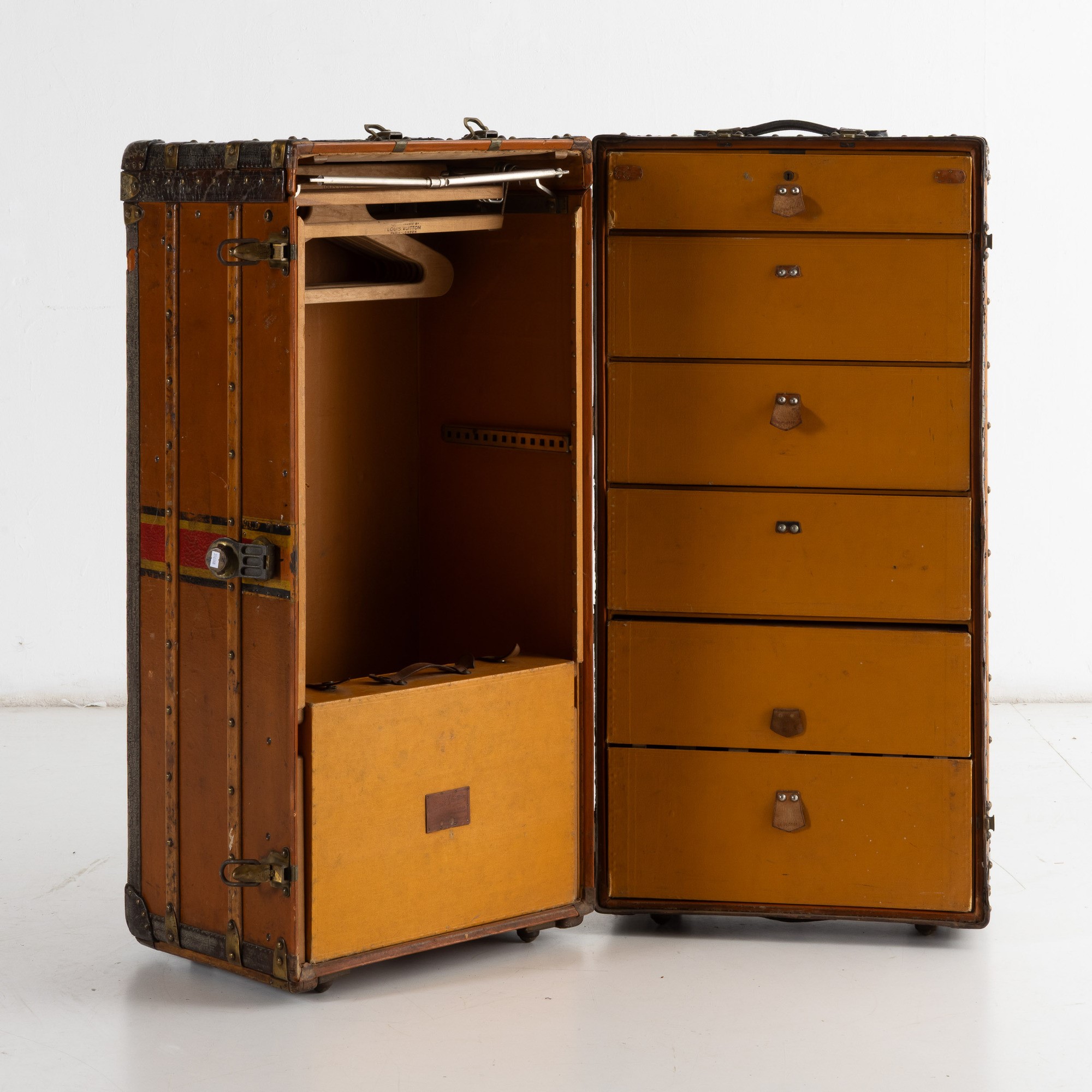 Louis Vuitton, Baule da Viaggio