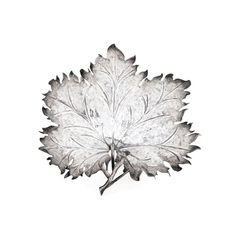 Grande foglia. Argenteria milanese del XX-XXI secolo. Maison Mario Buccellati