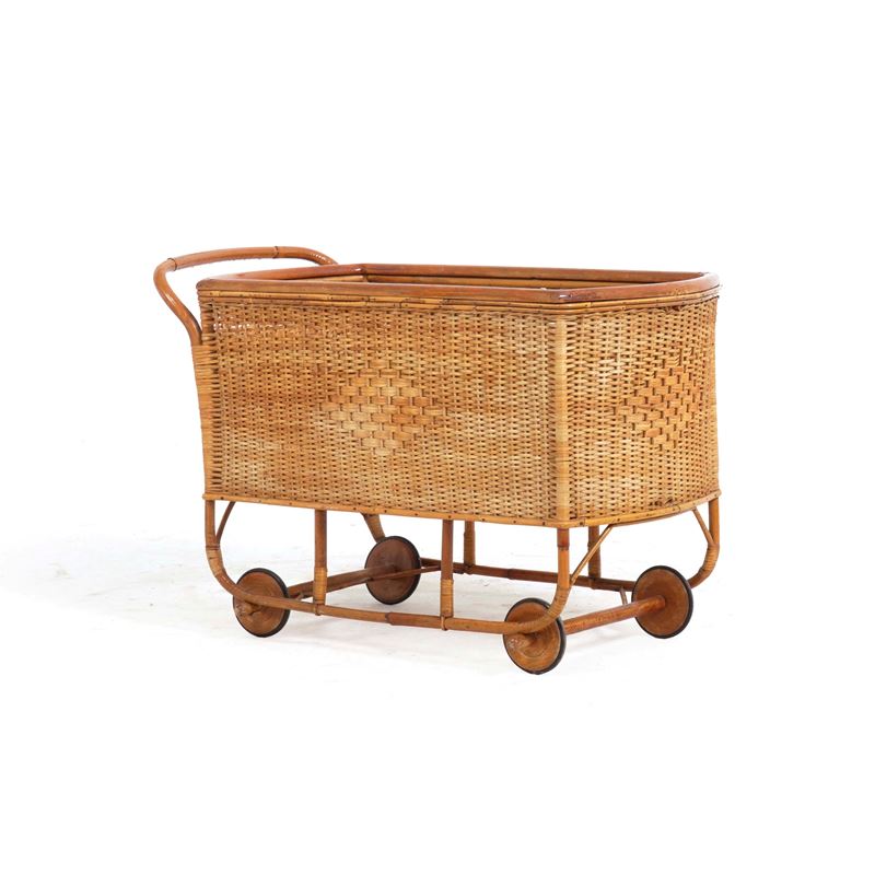 Culla in vimini con ruote  - Asta Antiquariato - Cambi Casa d'Aste