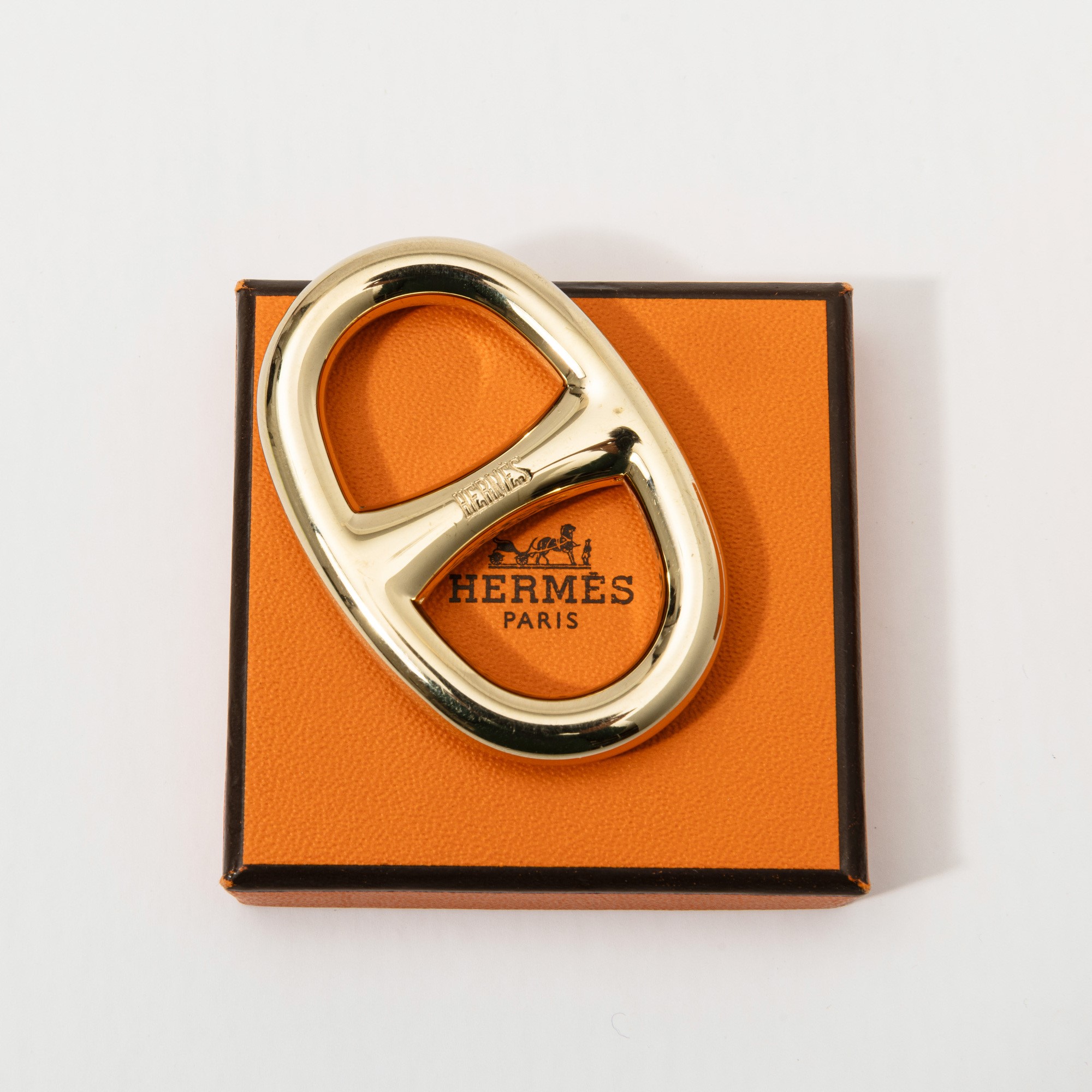 Hermès, Ferma Foulard