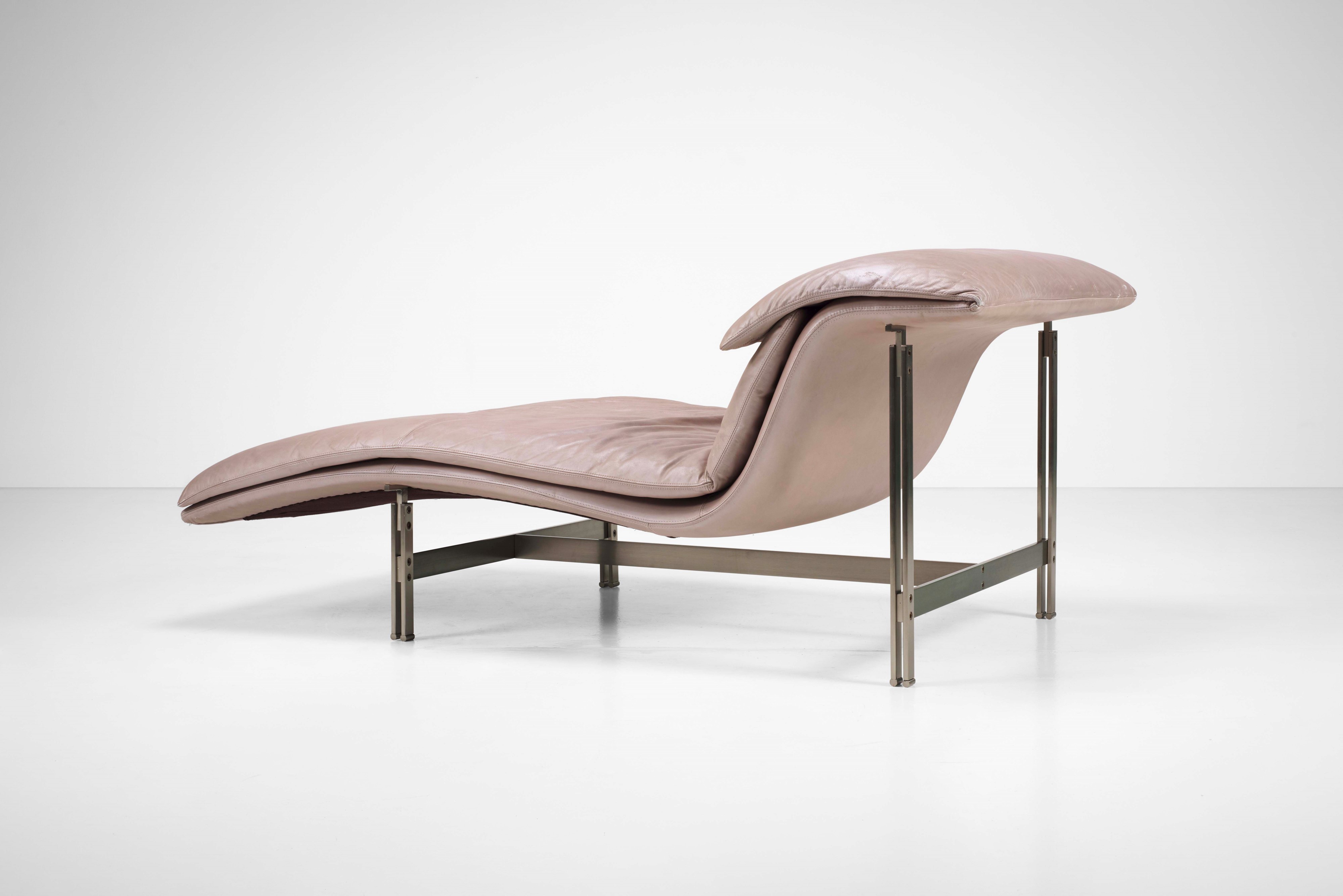 Giovanni Offredi - Chaise longue mod. Wave, metallo e pelle