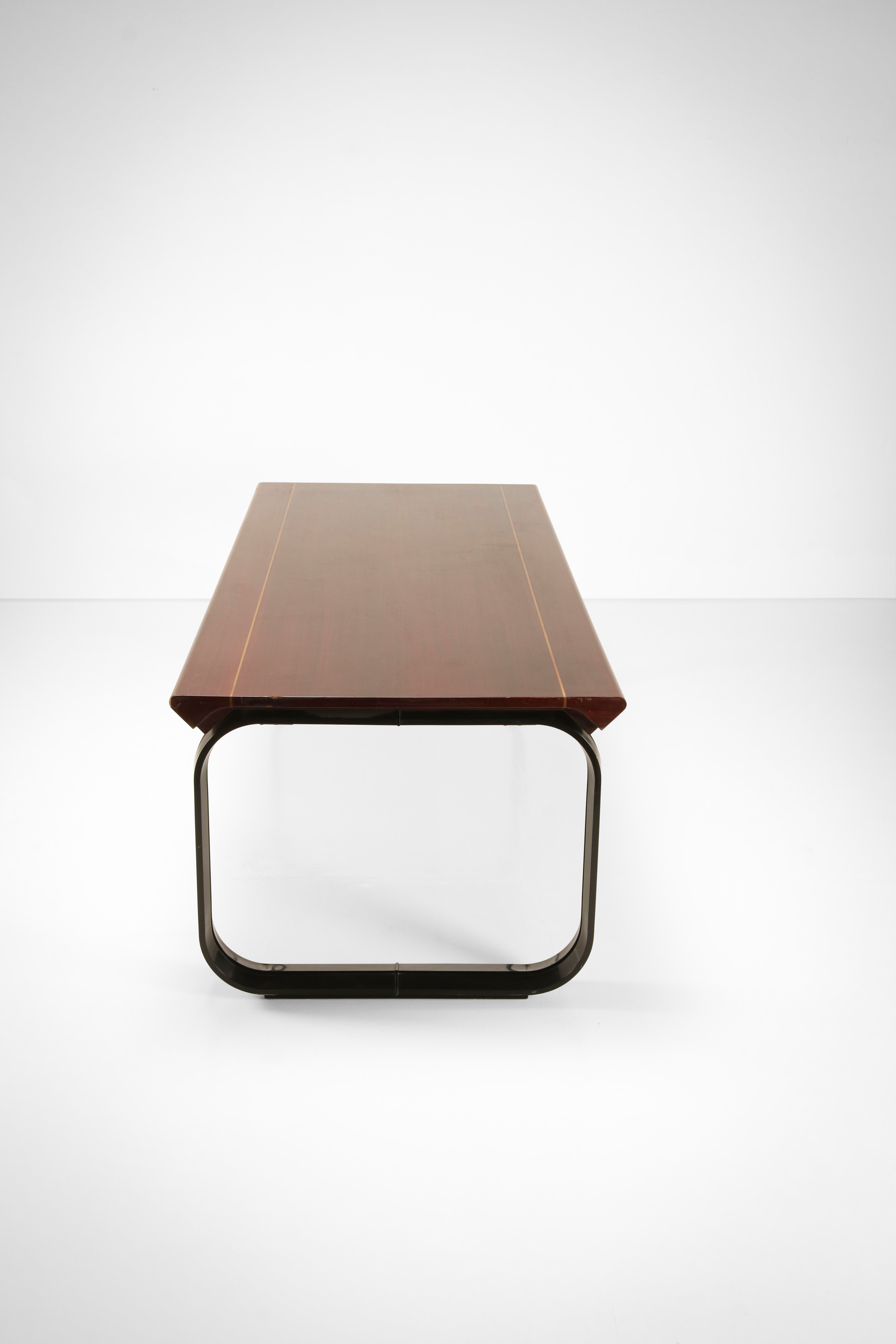 Mim - Grande scrivania dirigenziale in legno e alluminio con intarsi in ottone