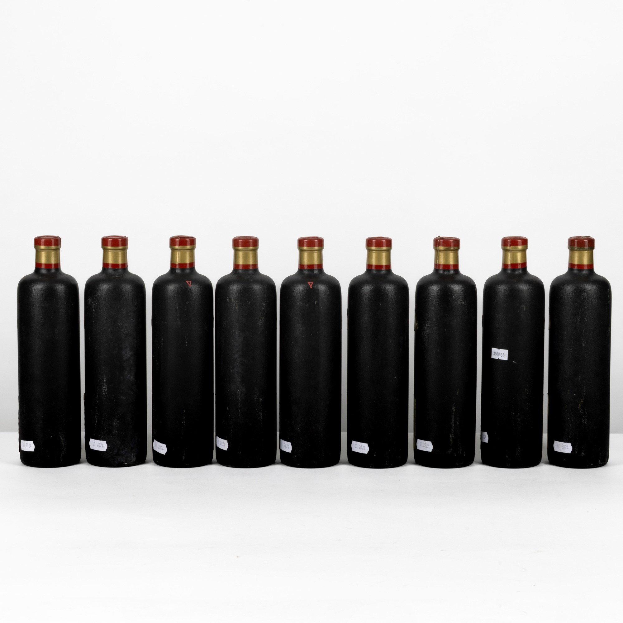 Liebfraumilch, Black Tower Germain, annata 1972, set di 9 bottiglie da 70cl