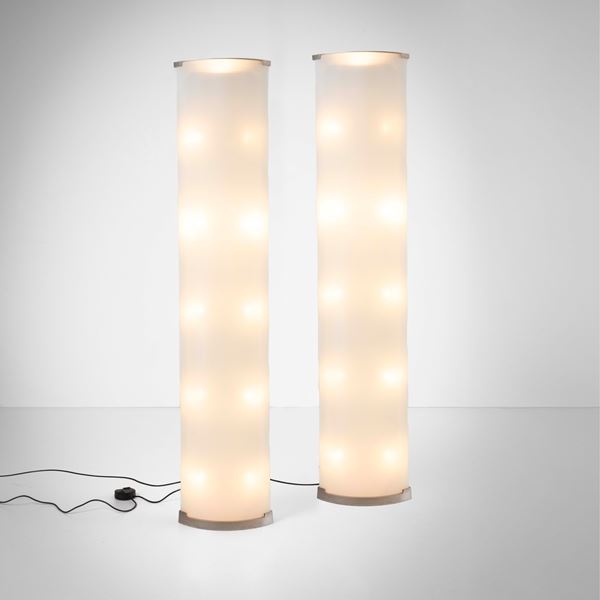 Gio Ponti - Due lampade da terra mod. Pirellone