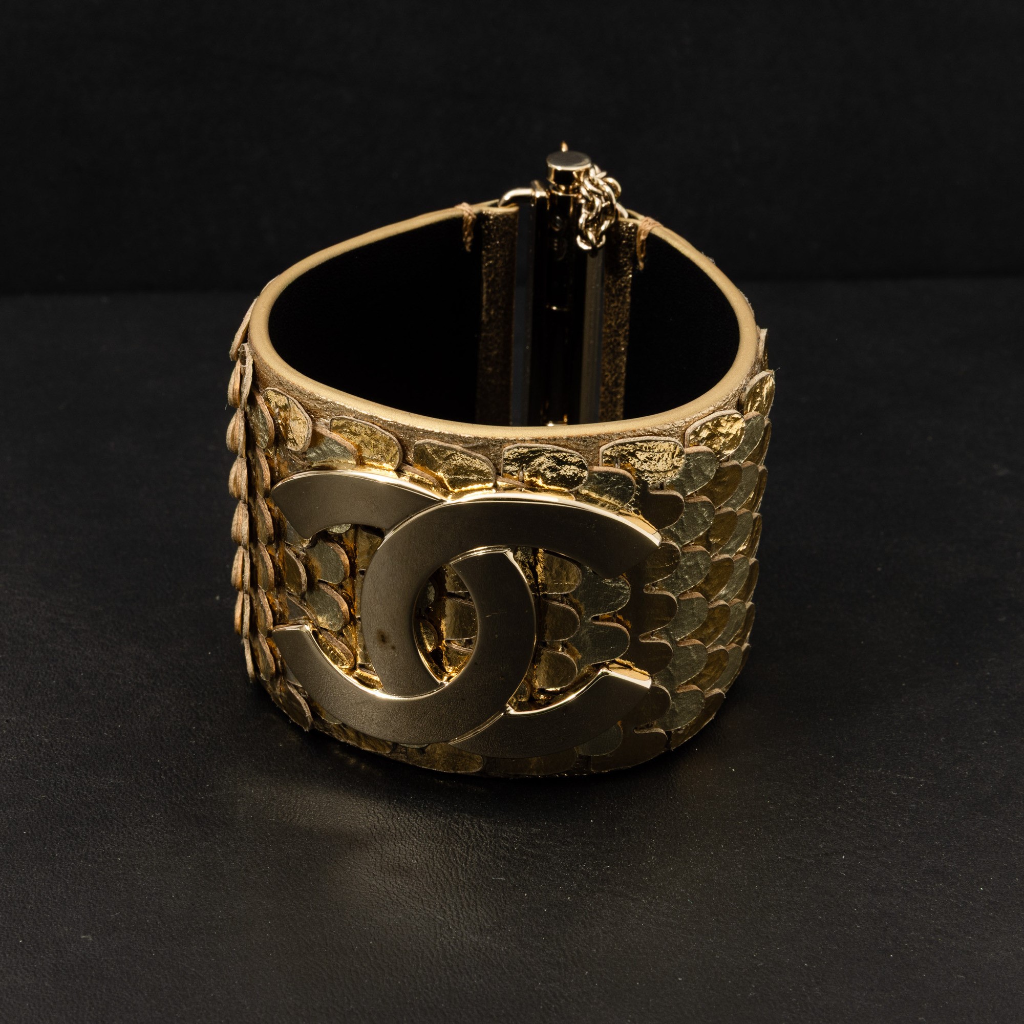 Chanel, Bracciale Rigido