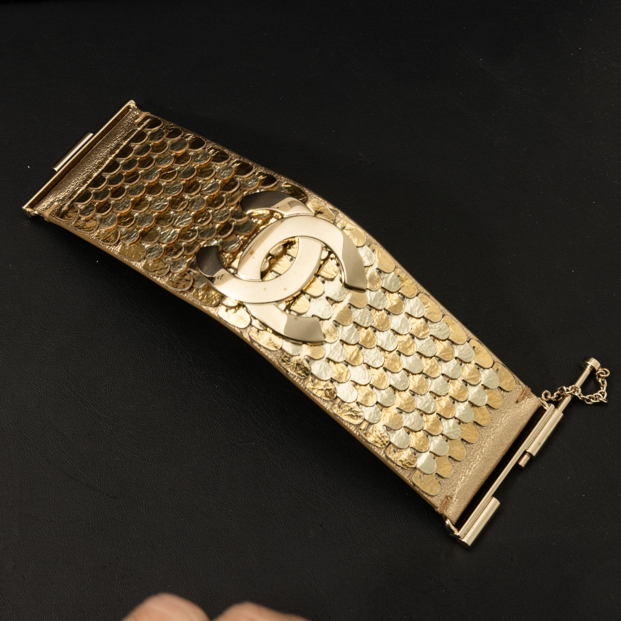 Chanel, Bracciale Rigido