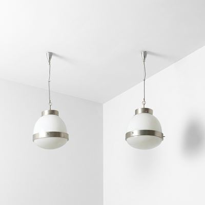 Due lampade a sospensione mod. Delta, ottone nichelato e vetro opalino